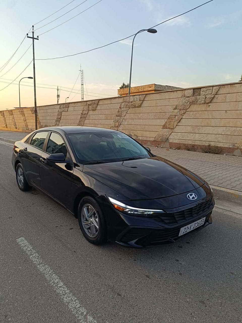 السلام عليكم
هونداي النترا للبيع موديل 24 رقم اربيل الجديد 
دخول جديد البارحه اترقمت السياره ودخلت بغداد حادث السياره بنيد نفسه مصلح ومصبوغ ارباك استيرن فقط بدون دواخل 
المواصفات 
شاشه الكتروني 
لد نهاري + لايت زنون 
فول تحكم استيرن
ثلاث انظمه قياده
السياره ماشيه 12  الف فقط السياره زيرو مشي امريكا 
رادار امامي 
ويل كب توقف ذاتي عنده الاقتراب 
محرك 2000 دوش بانزين فقط
وباقي المواصفات المعروفه 
مكان السياره بغداد 
الهاتف ***********/***********
