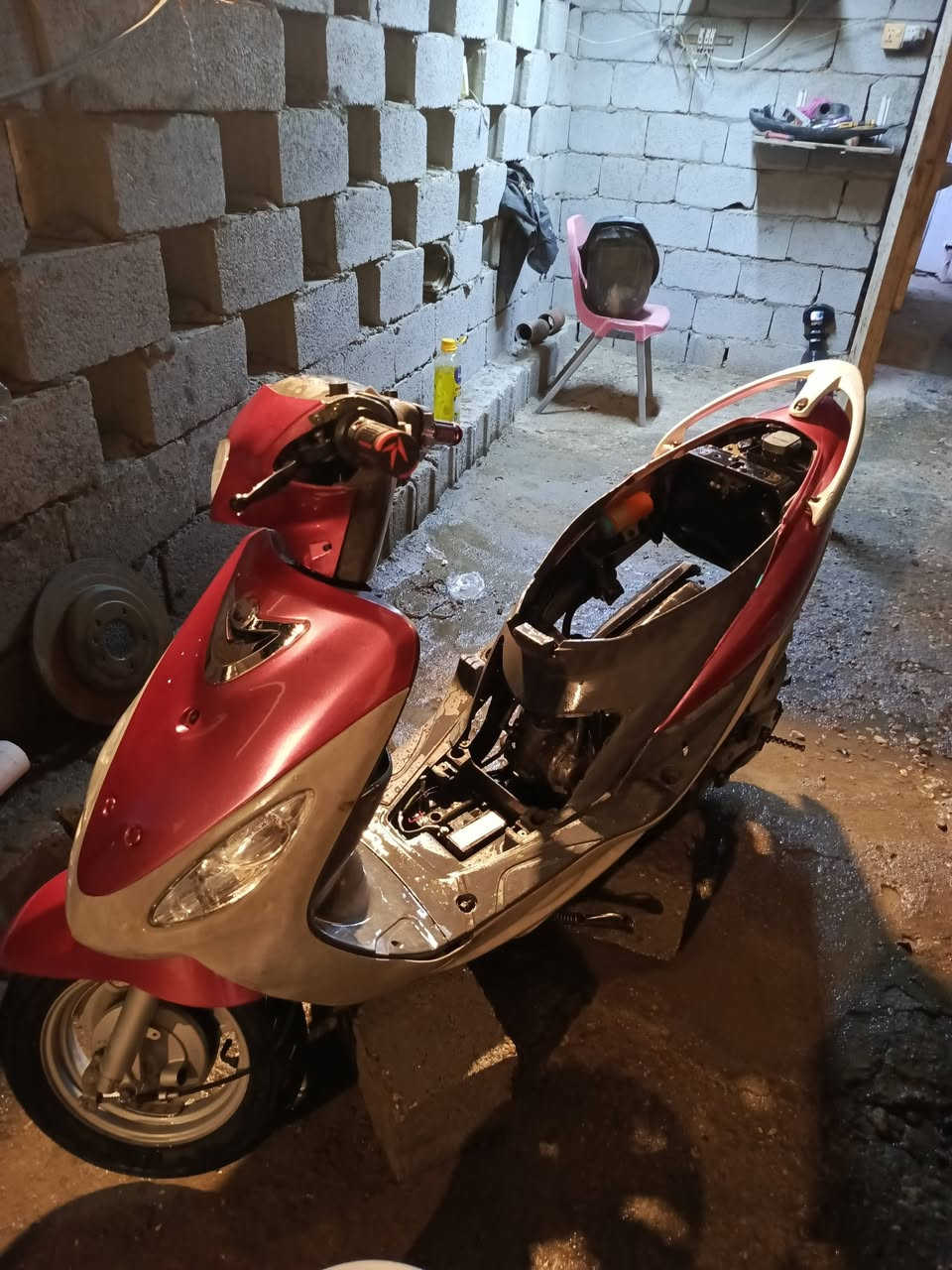 دراجه ماكس منغولي بيها خيط تبخير للبيع سعر 400 وبيها مجال بصيط
***********
