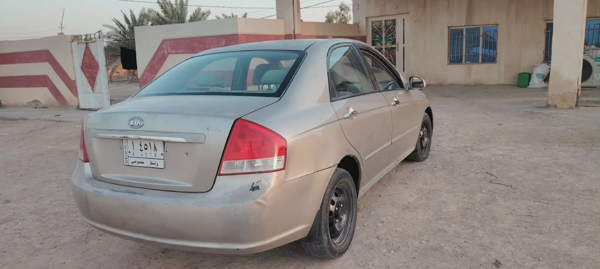 سبكترا 2007
سيارة نضيفة ومرتبة

تخم تاير جديد 
كير-محرك-صدر مكفولات 
سنوية بأسمي 
رقم واسط
سيارة خير من الله 
مكان السيارة واسط قضاء الصويره 
سعر 72 وبيها مجال 
للاستفسار 
***********
