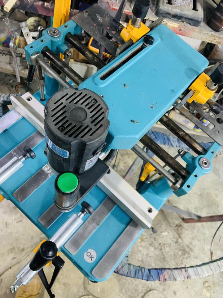 فرازه كيلون للبيع نضيفه وجاهزه شرط الشغل يوجد توصيل حسب الأتفاق للأستفسار اتصل او اتصل 
***********
***********
