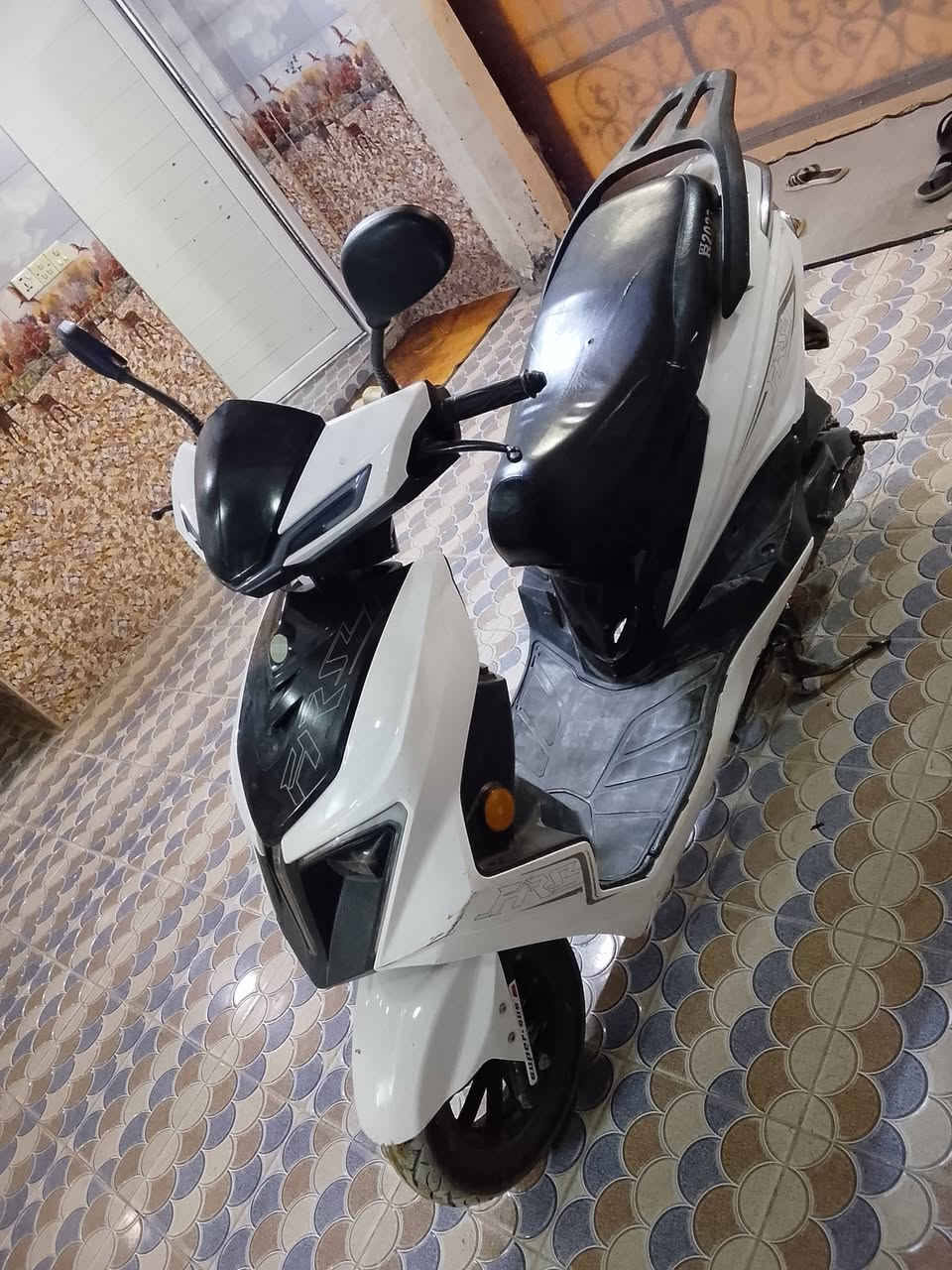 دراجه سكنس للبيع جاهزه دراجه نكره سلف سعره 400وبيها مجال بابل عنواني ***********
