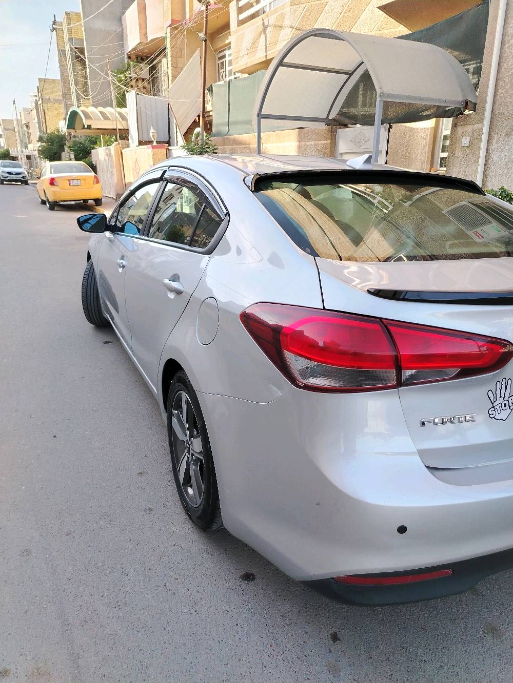 فورتي ٢٠١٨ وارد امريكي
رقم اربيل سنويه ساقطة
شاشه عطلات حساس تايرات
مود درايف ٣ وضعيات قيادة
شاشه جبيرة وكامرة شركة
حافظه نضارة وحافظه قفل
كير مكينه تبريد اير باكات شركة
صور حادث امريكة موجود
وصار بيهة حادث بالعراق ونصبغ فقط جوة الرقم الخلفي وموجودة الصورة
صدر جديد تخم تاير وسبير جديد
مكينه دوش السيارة ماشيه ٩٨ وقابل للزيادة
تحويل مباشر سعر السيارة ١٣٢ وبي مجال
*********** وبي واتساب
السيارة ببغداد بالغزاليه تجي وتدلل
السيارة مال بيت ممتعوبه ومتحتاج تصرف عليهة
بيهة اربع شخوط من تجي تشوفهن