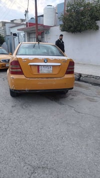 سيكي 2012كير مكينة شرط السعر 27 وبيها مجال سنويا جديده 07513926383