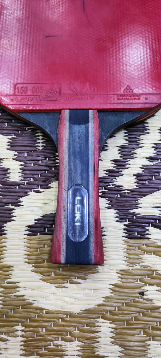 سلام عليكم عندي ركتات نضيف مستخدم واحد اصلي لوكي  ويا واحد T2002 لوكي سعرة 15 والثاني 15 مكاني بغداد رقم ***********
