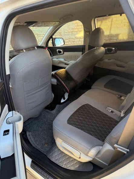 سلام عليكم سورنتو 2025
ماشيه 9500 زيرو على إيدي 

ويل 20 داتا شو 

رقم أربيل  

مكفوله كفاله عامه من زلق ضمان الدوليه 

6 سلندر 7 راكب 3 قطع تبريد/ شاشه كبيره / شاشه متصل 

كير موس / سايد ابريك بصمه 

كشنات كهرباء / جنطه كهرباء 

حساسات إماميه / حساسات خلفيه 

شاحن وايرلس /قماره حديد 

برد أبواب خلفيه / تحكم استرين / مثبت سرعه 

تشغيل عن بعد /  Drive mode

بصمه عدد 2
 

سياره جاهزه الف ماتصرف عليه  

السعر 345 وبيها مجال قليل 
*********** متواجد وتساب
