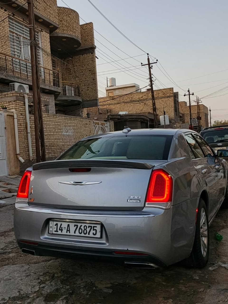 سلام عليكم اوباما مديل 16 اصل رقم بصره نكليزي بسمي وارد امريكي صور الحادث مع السونار ماشيه 135م حقيقي 
سياره جاهزه تخم تاير حداديه جديدا ماناقصها اي شي على حبايه ونص  
السعر 185وبيه مجال الطيبين اللستفسار ***********
