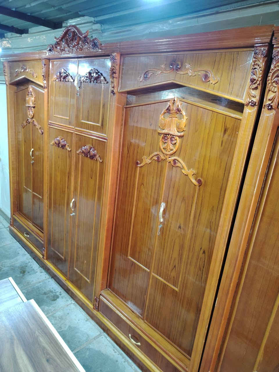 صاج عراقي تسكام سعر خاص يوجد بيع وشراء ومراوس ***********
