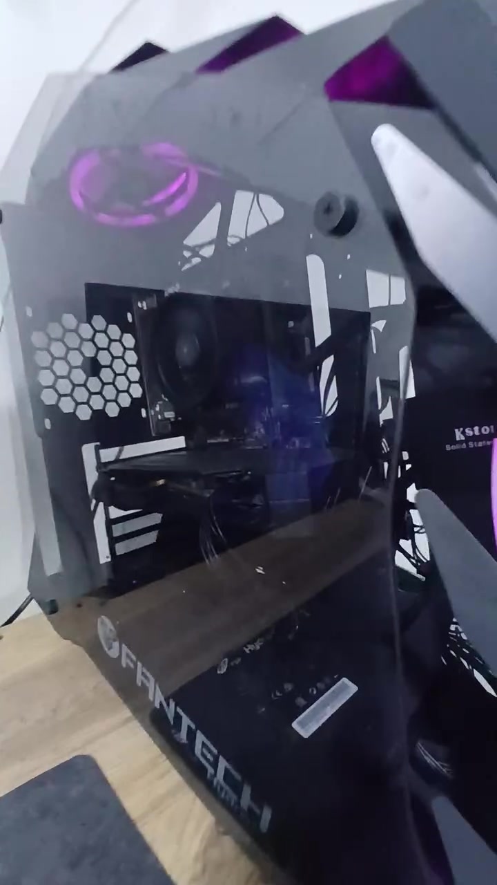 بيع pc
رامات 16
Ssd128 hhd512
كارت شاشه 2060 super
معالج rzn3600x
بوريك سبلاي 600W
كيس فضائي
الاستفسار على هذه الرقم ***********
