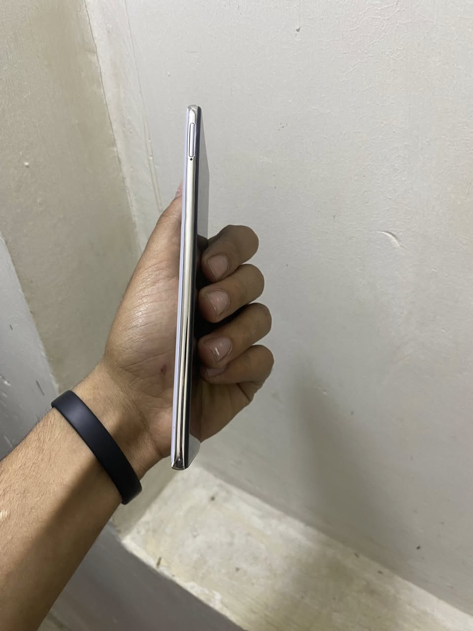 اسم جهاز A 71للبيع ذكره 128بي فطر بل شاشه جهاز نضيف ستعمال بيت مكاني حي العامل سعره ١٢٠شراي يجي خاص***********
