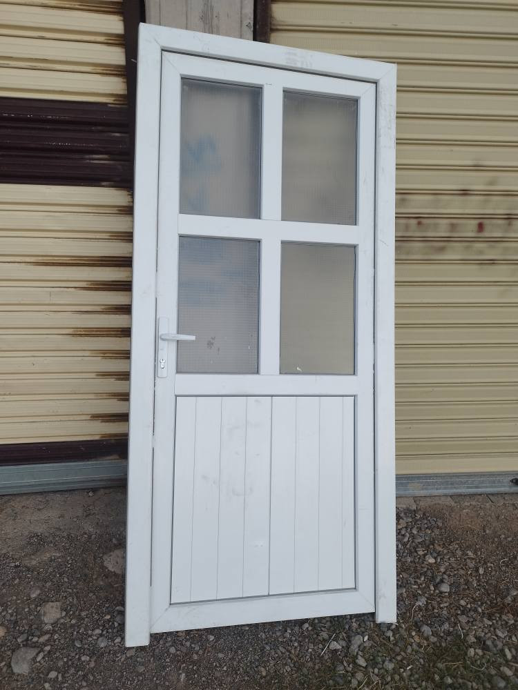 ده رگاو په نجه ره بؤ فرؤشتن 
رانيه 
*********** رانية, السليمانية
