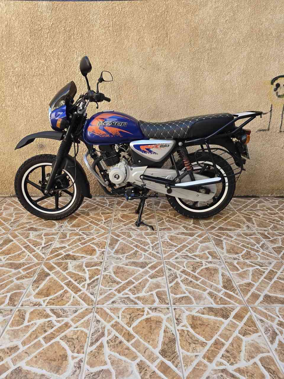 السلام عليكم شباب
بوكسر للبيع 
موديل 2023 
 نازله 2025 
دراجه زيرو
مكفوله كفاله عامه 
دراجه رقم وسنويه ديالى 
نكليزي تحويل ثاني يوم 
مكاني ديالى خالص
 الشراي يتصل على هذا الرقم ***********
