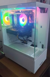 تجميعة PC مستعملة نظيفة جدآ  المواصفات H510  والهارد512 الرام16 الكارت...