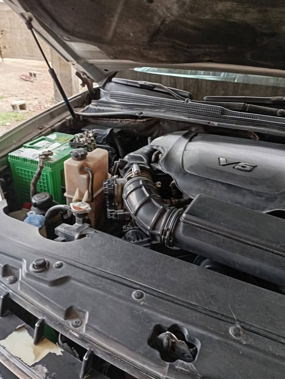 السلام عليكم موهافي ٢٠٠٩ رقم بغداد مشروع وطني كير محرك كفاله السعر ١١٠ وبيها مجال *********** رحمه لوالديكم اني مكلف بلنشر مكان السياره صلاح الدين بلد يثرب
