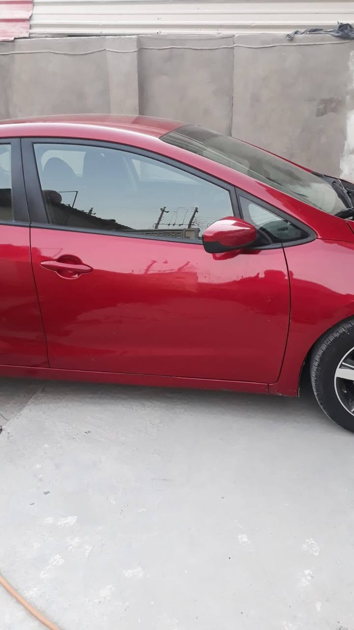 السلام عليكم  كيا فورتي موديل ٢٠١٨ محرك ٢٠٠٠ دوش الحادث خلفي موجود سونار  وبأسمي للأستفسار موجود واتساب ***********
