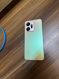 للبيع موبايل انفنكس زيرو ٢٠ كامره ١٨٠  الشاحنه بلادي بس الشاشه محتركه ...