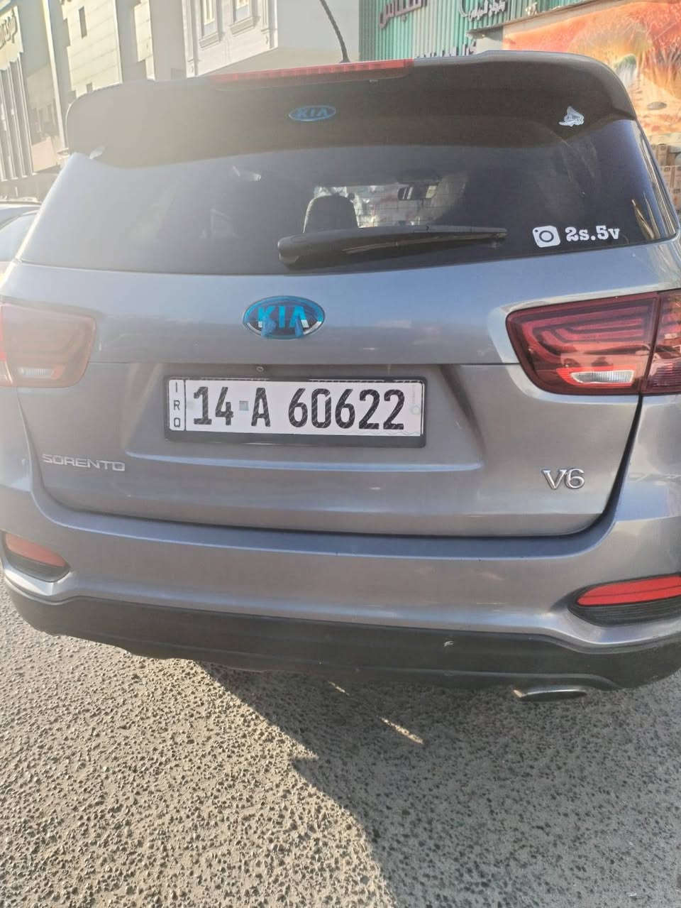سورنتو ٢٠٢٠ وارد امريكي ٦ سلندر سبعه راكب 
الحادث بنيد مبدل الجاملغ بارد 
السعر ١٧٥ وبيها مجال قليل 
فقط اتصال 
***********
