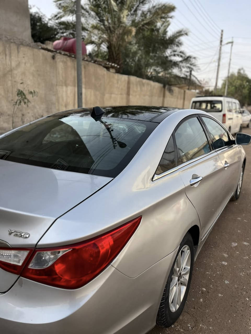 سوناتا ١٤  غاز انسه صرف ادوات ادوات فول للاخير بنراما بصمه كشنات كهرباء شاشه كامره دواره حداده فول مكينه كير شرط زيرووو تخم تاير جديد مكان السياره البصره السعر ٥٠ بيها مجال متوم اربيل ارقام فقط ***********
