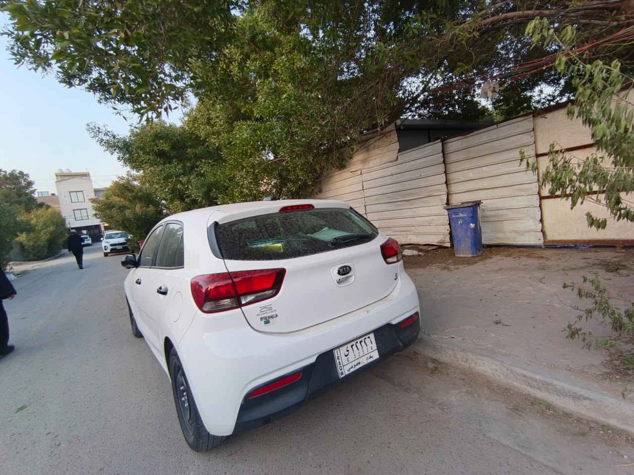 كيا ريو هاش باك موديل 18
ماشيه 63
محرك 1600 
حادث امريكا مرفق ويا الصور
بالعراق صبغ نصف  باب خلفي عكس السائق
العنوان الدورة
الرقم ***********
السعر 108 وبيها مجال بسيط

