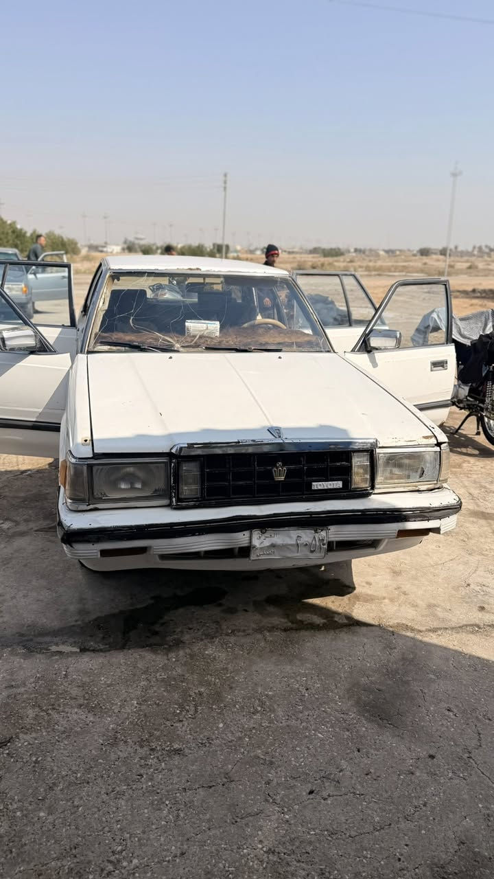 سلام عليكم للبيع سوبر  موديل ٨٧ رقم مثنى
تحويل ثاني يوم باسمي محتاجله شويه ترتيب بس 
تواصل خاص مكاني واسط ***********
