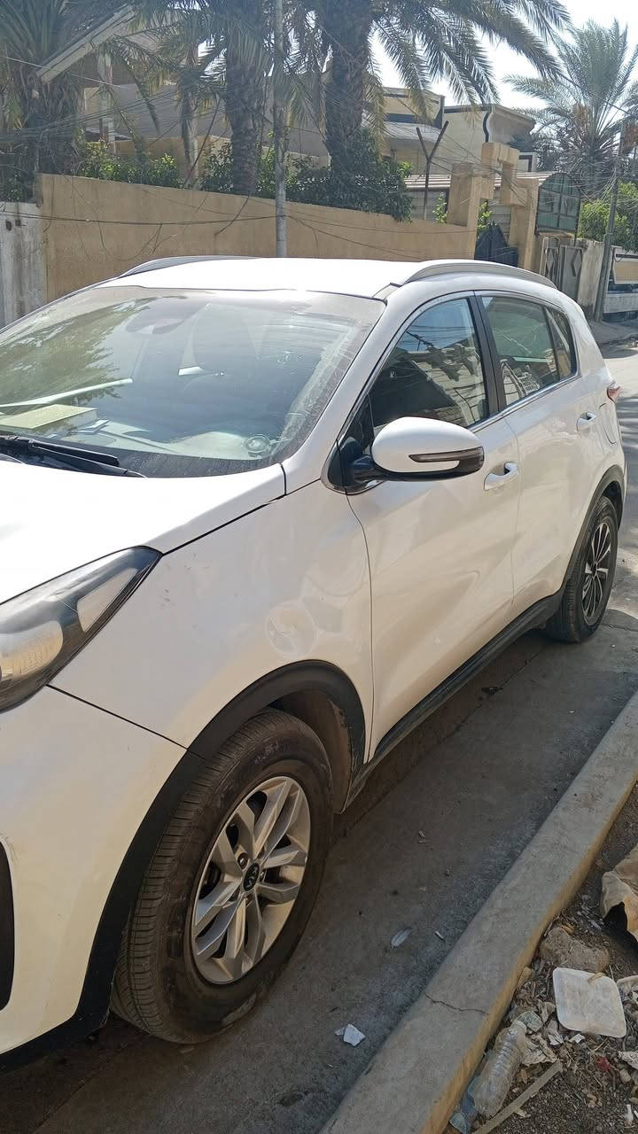 للبيع فقط كيا سبورتج كاز موديل 21 بيه نقص تيربو المكينه خيط تبخير الشاصي مكفول مصبوغه عام وارد خليجي حداديه خير من الله ايرباكات سليمه ابيع قفل 115 ومجال بسيط لليجي يتعنه للتواصل ***********
