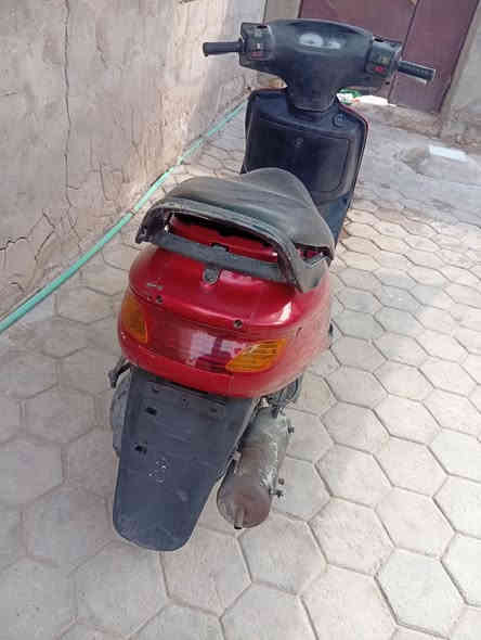 السلام عليكم دراجه فراشه للبيع مقفوله والله حتى المحرك جديد. السعر 450 7080833377
