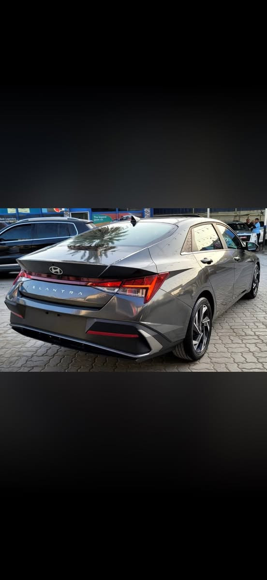 النترا للبيبع صبغ قطعه وحده فقط قبق جنطه ما مرقمه السعر ١١٨ $ رقم الهاتف
+964 774 825 7515
