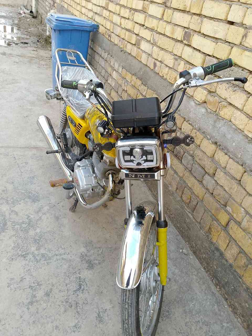 السلام عليكم اوراق كامله مكينه 24والشاصي 20 الاتصال ع الرقم ***********
