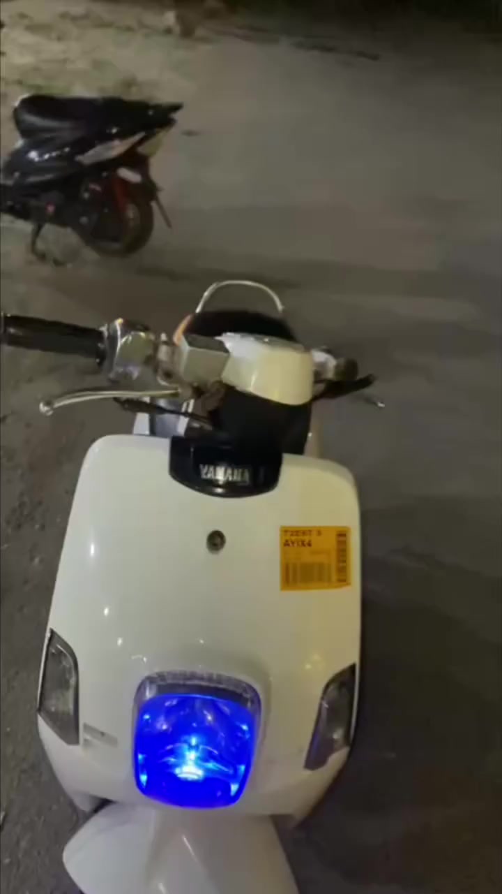 سلام عليكم ماكس بوليسي البيع رمبه برقي ما مفتوح بيها عداد شقال كيج بانزين اشاير ليت زنون سلف هندر ما عوزها شي السعر 800وبيها مجال


**إذا كنت صاحب هذا الإعلان وتريد حذفه لأي سبب، رجاءا أرسل رسالة إلى الدعم الفني**