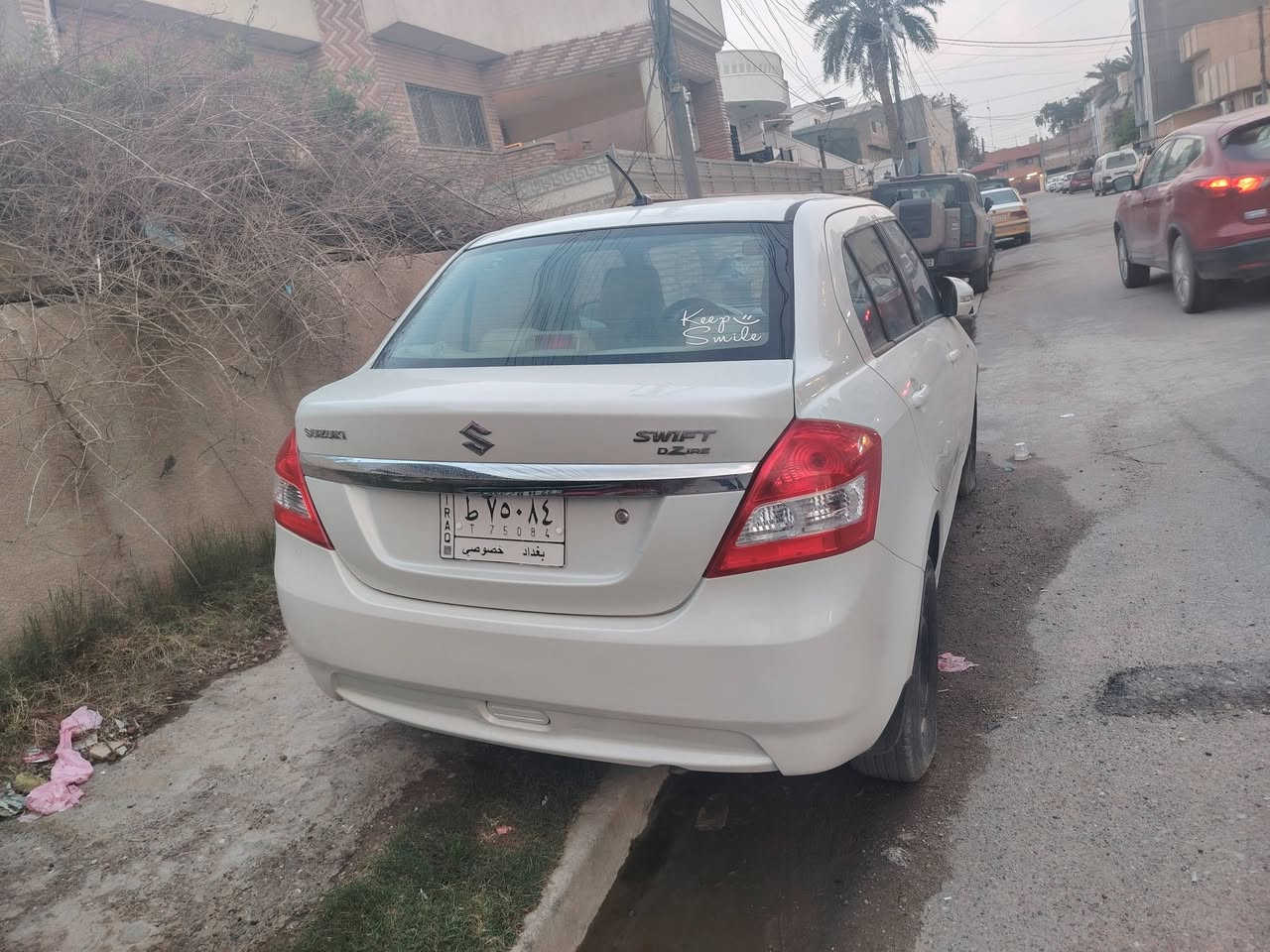 السلام عليكم سازوكي للبيع نضيفه كلش مال بيت للبيع رقم بغداد مديل 2015 السعر 78  التواصل ع الرقم ***********
