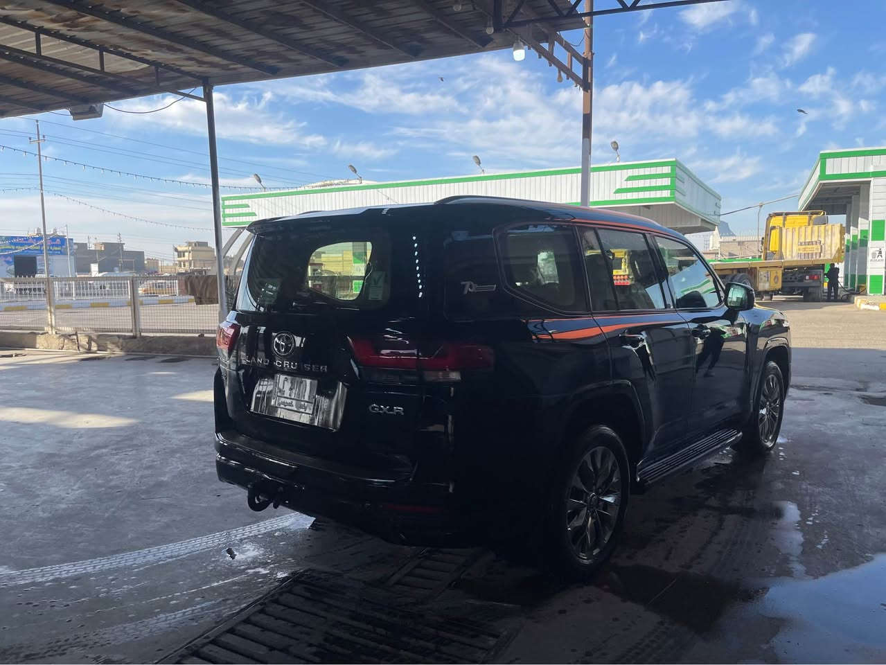 لاندكروز ٢٠٢٢ساز مكفوله 
ماشيه٩٧
رقم بغداد
*********** بغداد, العراق
