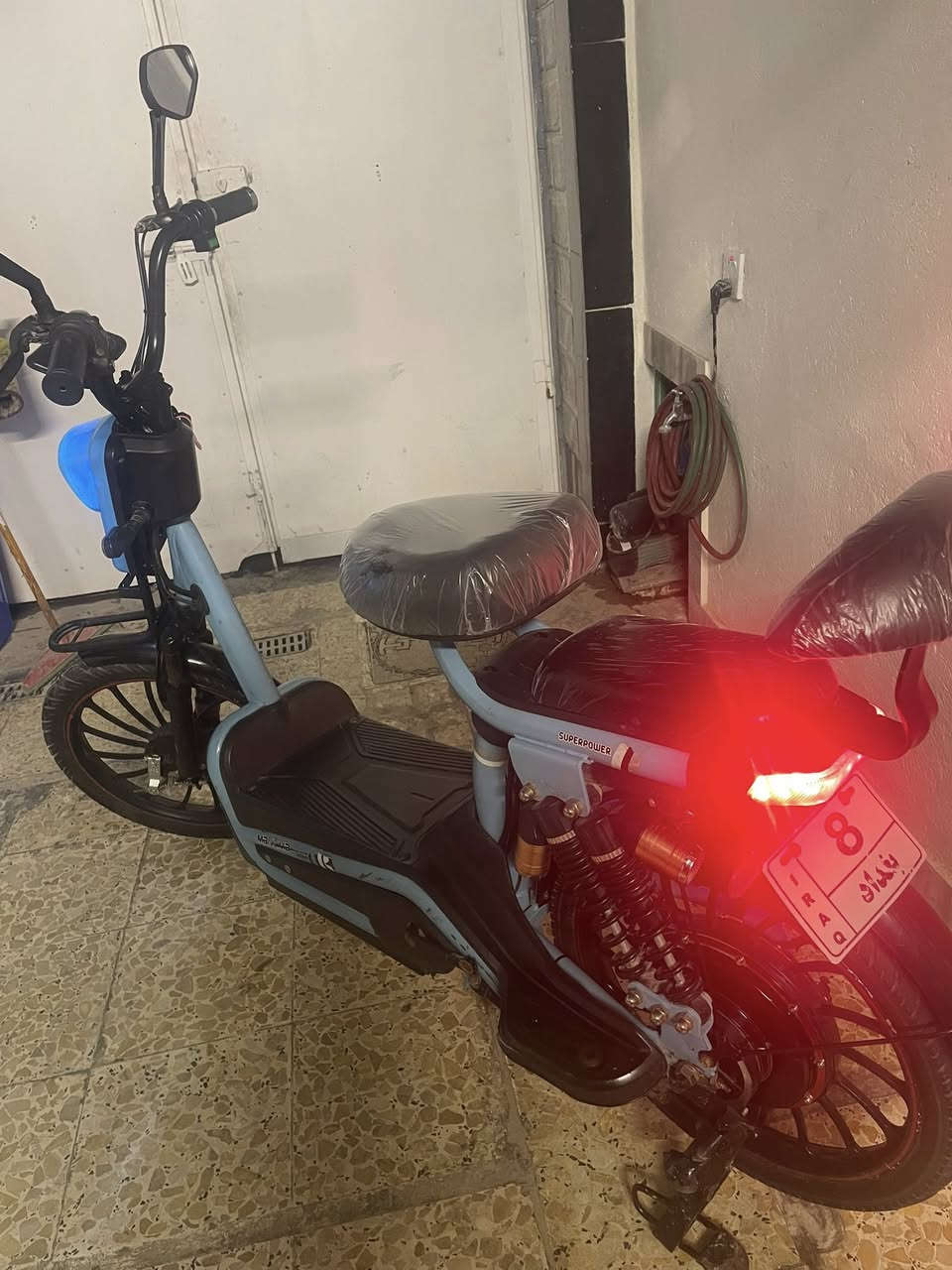 السلام عليكم دراجه شحن حجم 20  الدراجه 5بطاريات الدراجه  نضيفه السعر250 بغداد الامين الثانيه***********-***********
