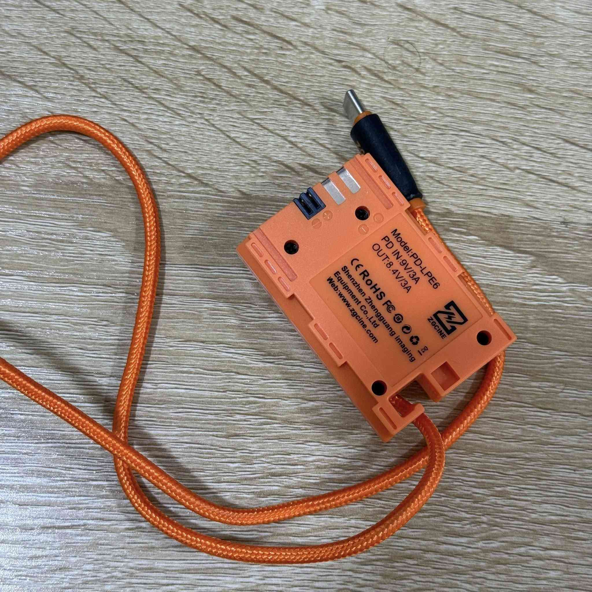 متوفر بطاريات كانون وسوني جديدات
بطاريات سوني عدد 8 مع شاحنة عدد 2 تايب سي
بطاريات كانون lp-e6nh اصليات عدد اربعة مع شاحنة
تريكر سوني x3 جديد غير مستعمل
تريكر كانون xpro ii الاصدار الثاني جديد مستعمل قليل جدا 
بطارية كانون مباشرة تايب سي يعني تكدر تربطها على بور بانك خارجي 
للاستفسار عن الاسعار علخاص فقط


**إذا كنت صاحب هذا الإعلان وتريد حذفه لأي سبب، رجاءا أرسل رسالة إلى الدعم الفني**