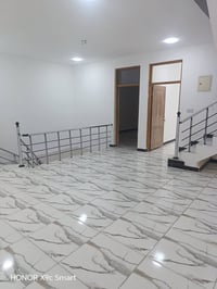 عقار للبيع مساحة ١٥٠متر واجهة ٧/ونص يتكون من ٤غرف نوم وصالة وهول ومطبخ...
