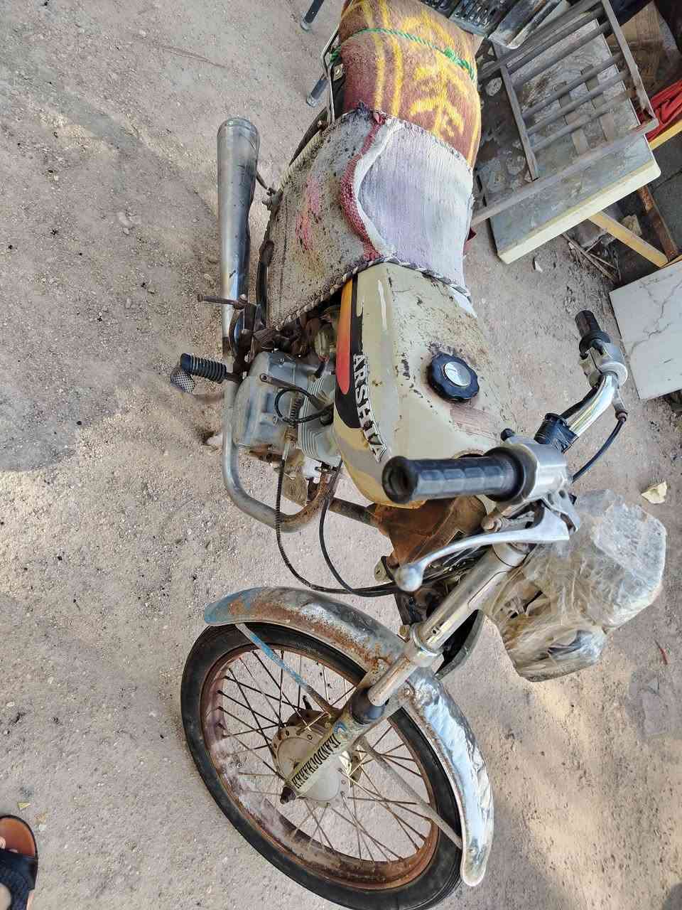 للبيع دراجة اربعة كير يرادلهة تجفيت شغالة سعر ١٧٥ وبيهة مجال مكان كربلاء الحسينية ما متواجد على الفيس ***********
***********
