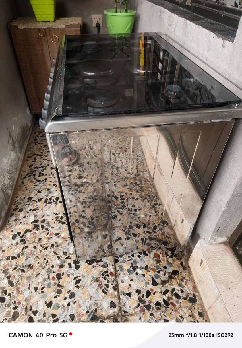 سلام عليكم طباخ لبيع 4 عيون وهيتر 2
المكان بغداد الزعفرانيه
***********
