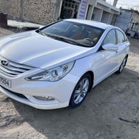 للبيع/سوناتا 2013بدون صبغ الرقم ديوانية خصوصي اللون ابيض تبريد قطعتين ...