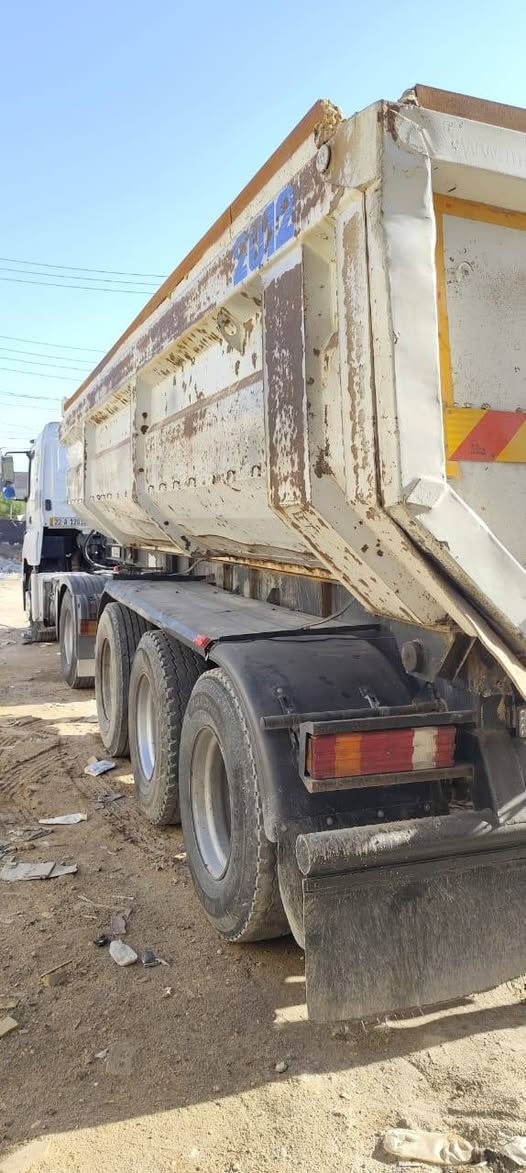 تخم تاير
كير محرك جديد 
رقم انكليزي
محرك 40/18
عربانه بلاديه 3 دناكير
ذرعتهه 23
السعر 2 ونص وبيهه مجال
مكاني كربلاء
للاستفسار ***********
