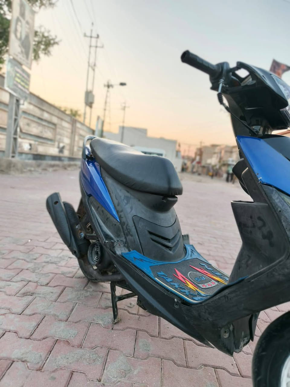 سلام عليكم درجة ماكس عدلة لبيع درجة حلوه ونضيفة شلعه تاكل لكاع نضافه شوفت لعين كدامك سلف رياضي كجلات رياضي درجة تخبل حلوه نضيفة سعر 600بيه مجال مكان بصره كرمه علي الهاتف ‏‪***********‬‏ الهاتف ثاني بي وتساب ***********
