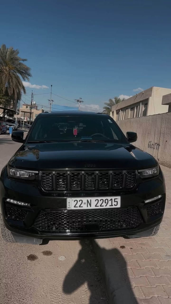 🚗 Jeep Grand Cherokee Laredo

📅 موديل: 2024  

📏 الممشى: 20,000 ميل  

✨ المواصفات:  

• فتحة سقف  

• مقاعد جلد  

• تدفئة كشنات  

• رادار أمامي  

• تشغيل عن بُعد  

• حساسات أمامية وخلفية  

• نظام تحديد المسار  

• دفع رباعي (فور ويل)  

📄 سنوية جديدة / دخول جديد  

⚙️ المحرك و الگير مكفولين  

🔧 الضرر:  

• تبديل بابين (نفس اللون)  

• جام رلغ بلادي  

• ايرباك البردة فقط  

📞 رقم الهاتف: ***********
