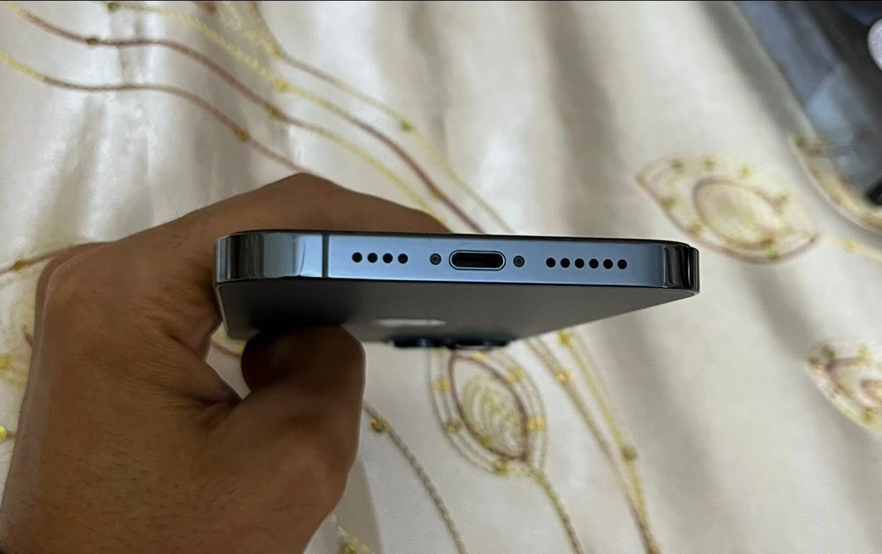 للبيع فقط  12 برو ماكس 256  تك خط  نضافه ٩٩ وتر ( بطاريه ٩٠  بلادي  جنت ضامه) مكفوول  
( ماستر شرق اوسط ) ٥٧٥  بغداد الغدير


**إذا كنت صاحب هذا الإعلان وتريد حذفه لأي سبب، رجاءا أرسل رسالة إلى الدعم الفني**