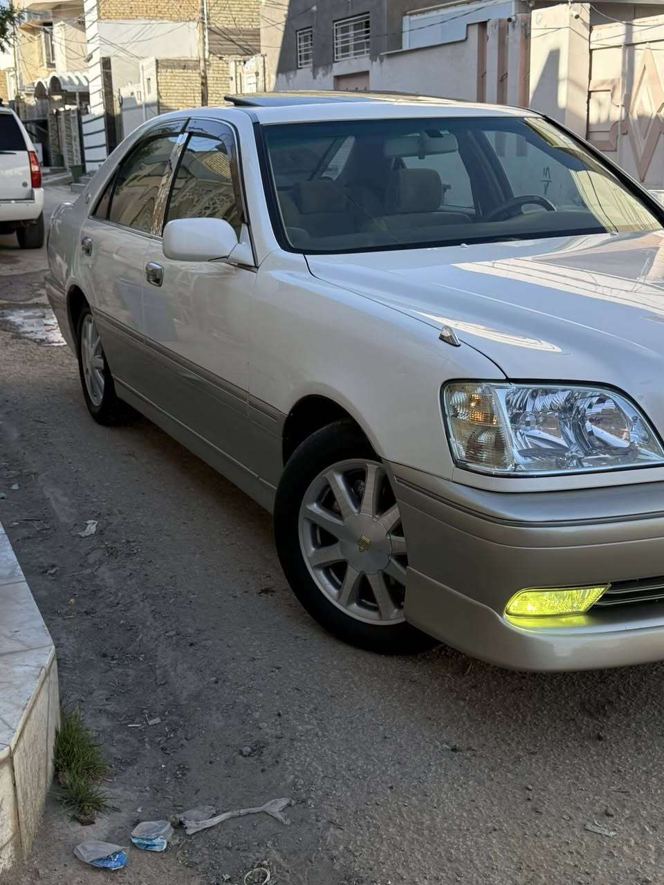 السلام عليكم جميعاً

سياره كراون ملكه للبيع  كفاله عامه كص وظربه جديده كلش 

اربع كشنات كهرباء 🌚

فتحه سلايد طكتين✅

لوحات حديد وملسق وسنويه ✅

ستيرن كهرباء ✅

اللون محجل خظراويه  ✅

ويل نجمه بلادي اصلي لا صبغ  ولا جلي ✅

تخم تاير جديد✅

مكينه D4الكبير✅

3 دكم  ✅

شاصي75✅

دشبول عارف العيساوي✅

تحويره نجف فوك وجوه✅

للعلم السياره قرار 48جديد✅

سياره جديده وحلوه وبل عافيه عل ياخذه

رقم كرورك حديد مدفوع كمرك وقرصهه واصل باقيه فقط ع الرقم 

.

السعر125  مجال قليل 

الاستفسار اكثر  اتصل فقط 

***********
