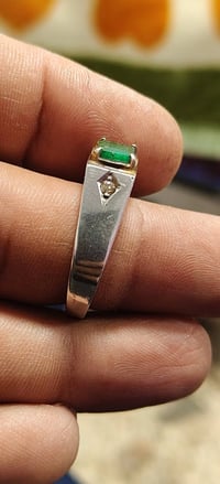 زمرد افغاني +الاماس صياغه إيطالي رديوم للبيع هاتف 07707874067