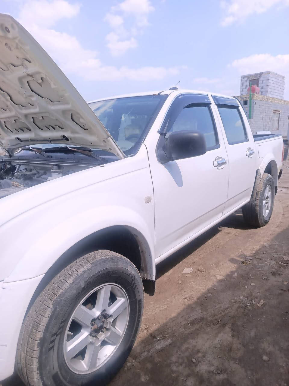 سلام عليكم
سياره بيكم لوف جديده ومتعوب عليها صارلها سنه ونص عندي مكينه كارتون  شرط مثل ساعه ماكو رجفه تخم تاير وكاله كهربائيات فل كامل كله شغال حداديه جديده علمآ سياره مزاد وزارة الداخلية سياره الف متصرف عليها والي عنده مراوس بستاركس اراوس مع الفرق  السعر 55 وبيها مجال لشراي *********** ورجاآ الي مايعرف المزاد لايتصل
