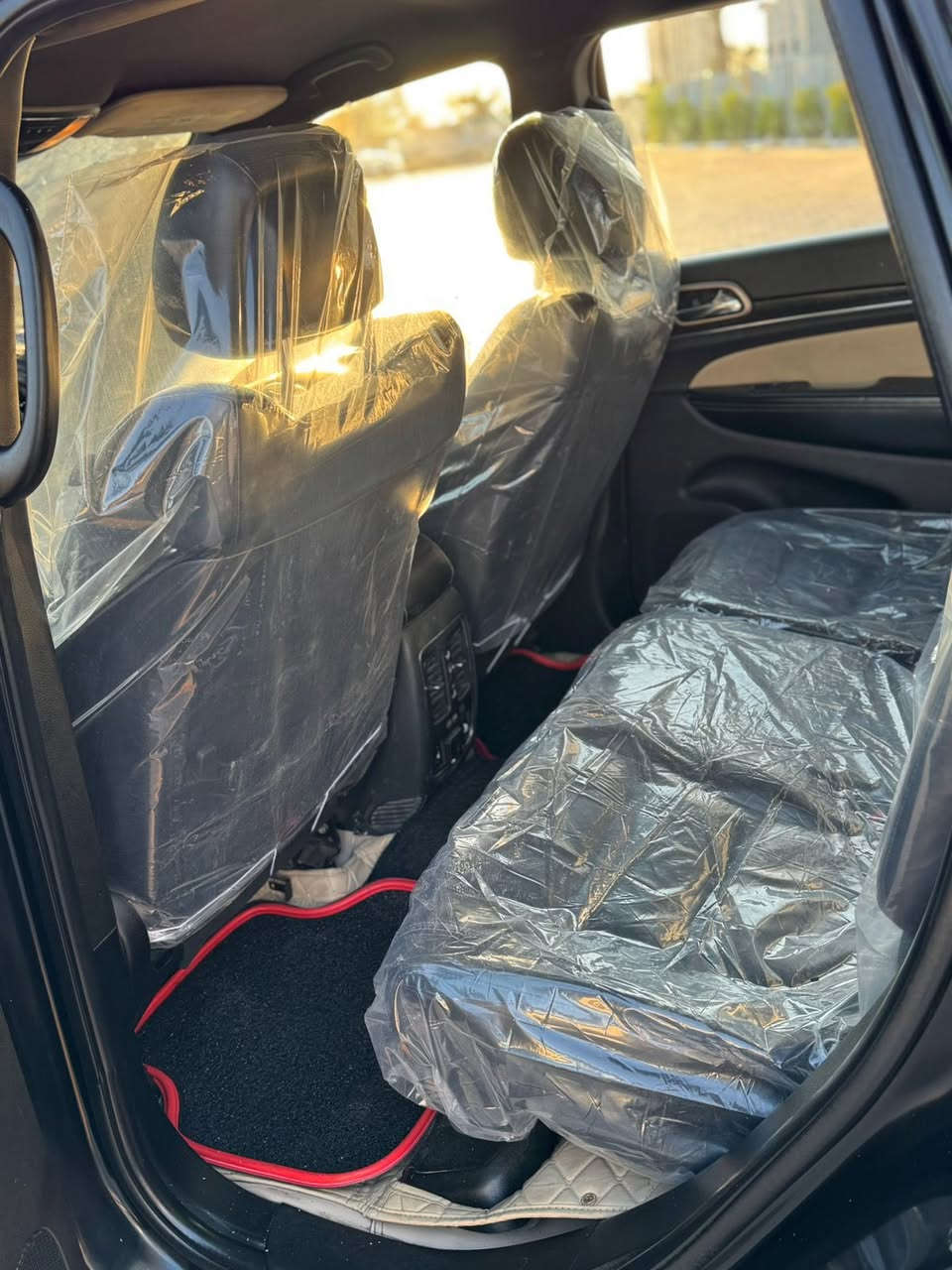 السلام عليكم من رخصت الادمن المحترم جيب لاريدو ٢٠١٦ رقم بصره مصبوغه عام رايده ب١٤٨ للاستفسار ***********مكانه بغداد
