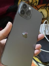 13برو ماكس مبدل شاشه ذاكره 256البطاريه 86سعره 550ويه شاحنه وكيبل بغداد...