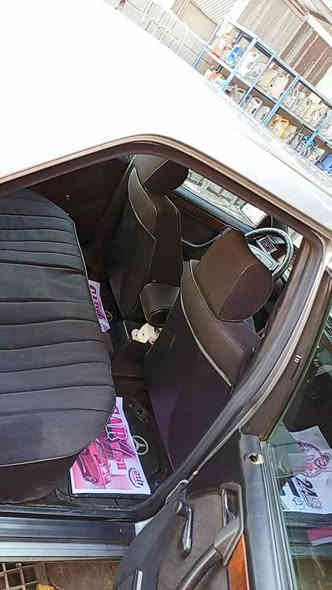 السلام عليكم سياره مكفوله صبغ الجماليه موديل 1988 البيع سياره مال جني كلش نضيفه مكينه كير مكفول ***********
