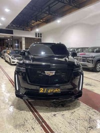 وبركاته  للبيع فقط كديلاك سكاليد V2023   📌📌عداد المسافه 24000km  📌📌رقم...