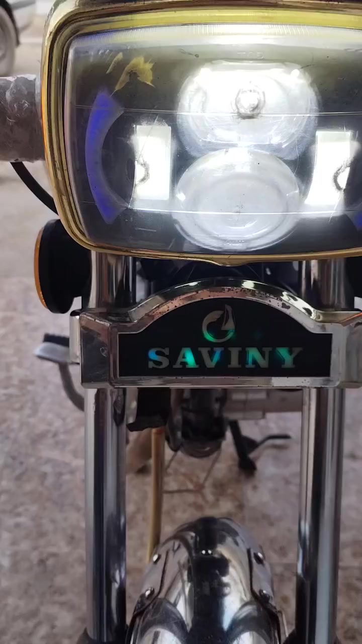 السلام عليكم موطور موديل 2023 
محرك شرط ما مفتوح 
منفيس  ريمون. سويج
  525 وبي مجال.  ***********
