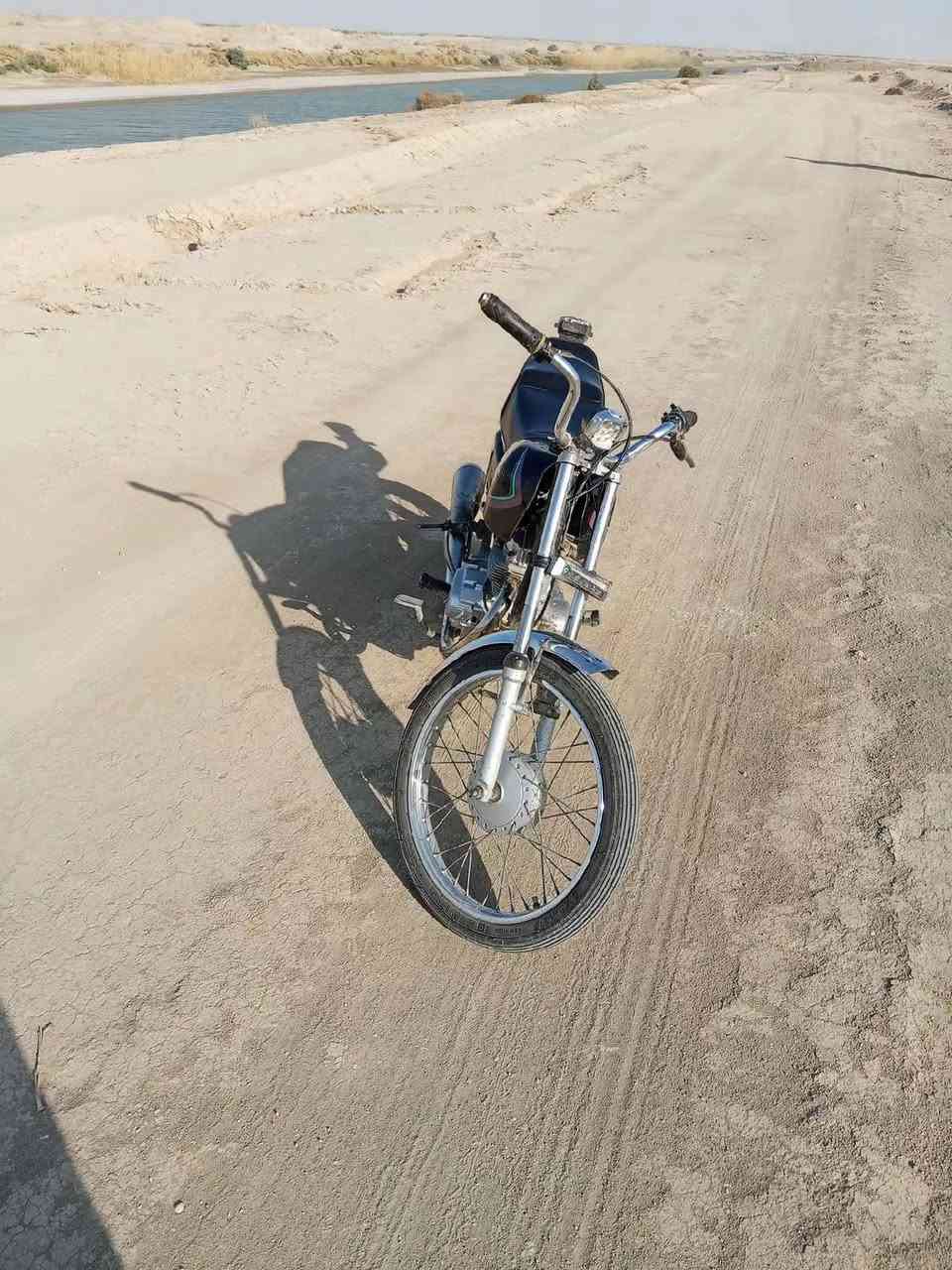 دراجه كلك تعميره ٢٥ مكان ناصريه مركز دراجه شلعه تخبل سعر٦٥٠ وبيه مجال شراي جي خاص ول مو شراي لا يراسل مراسله وتساب ***********
