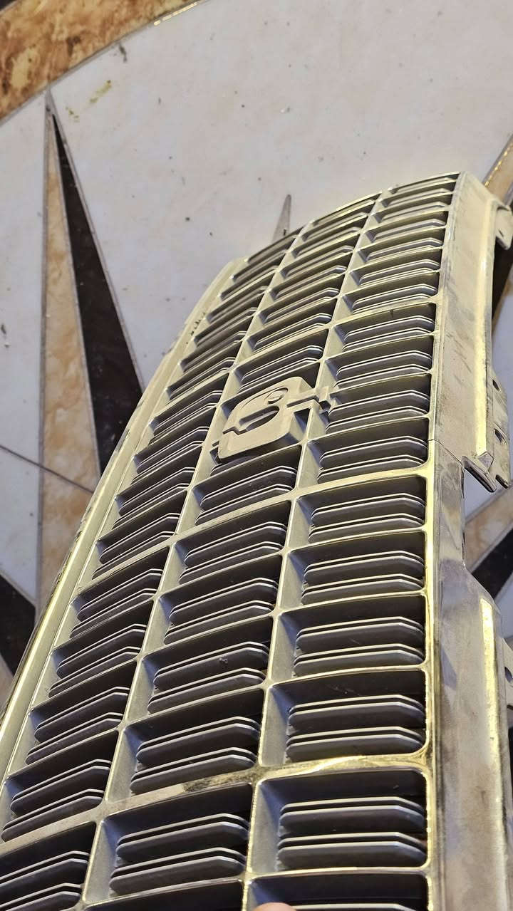 سلام عليكم شباب
#مرخصه الادمن 
شباج راس الثور فلات حاويه شرط 
(.***********.)
